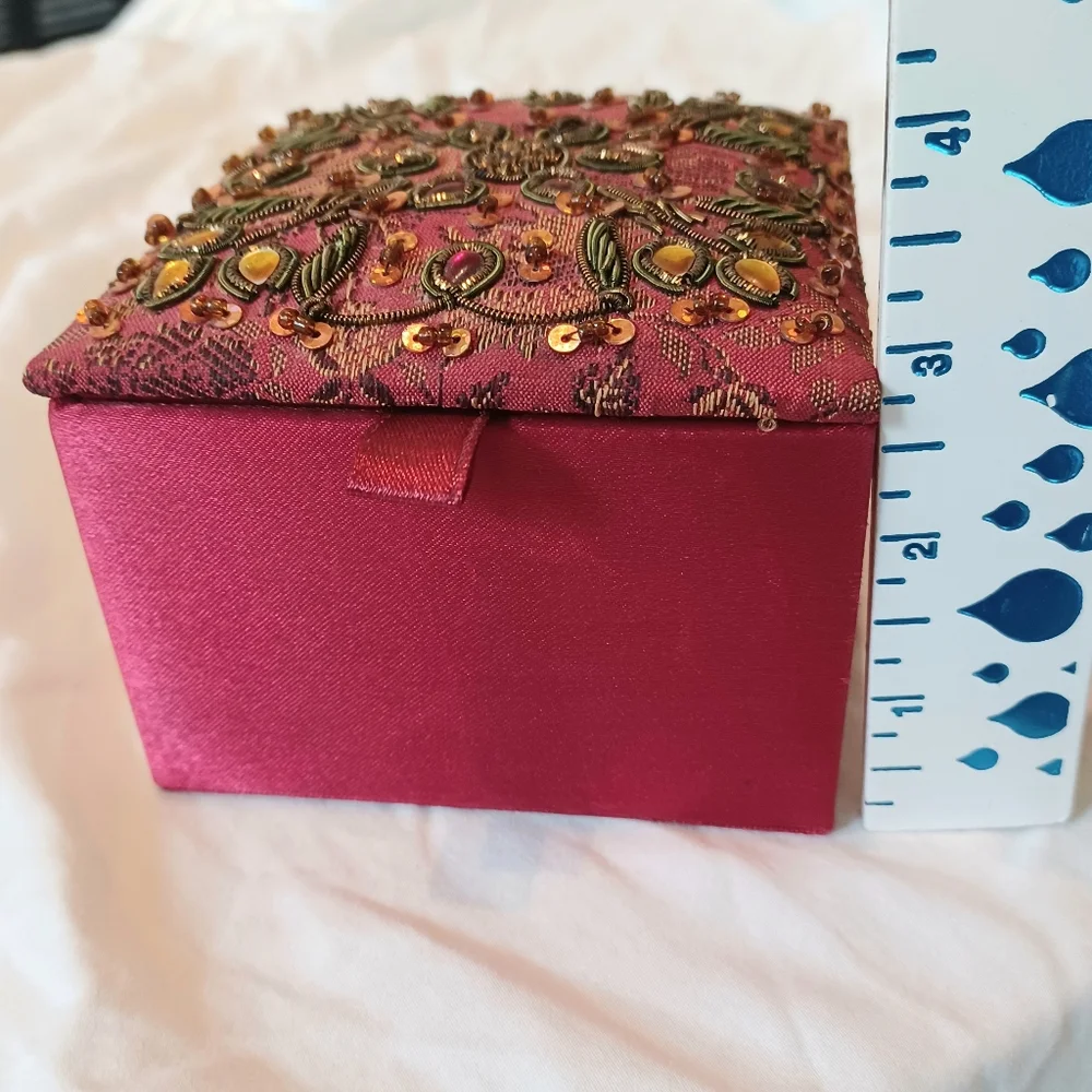 Red Burgundy Embellished Satin-Like Jewelry Keepsake Trinket Box, 4x4 square